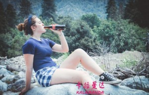 何薇姓名分数79分