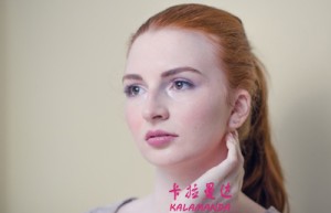 蒋鸣慧姓名打分62分